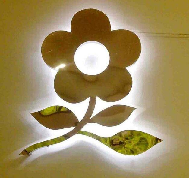 花朵鏡面不銹鋼發(fā)光字制作
