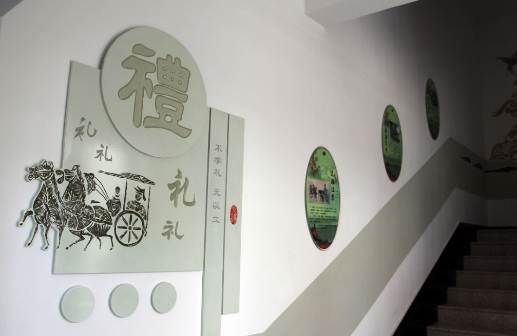學校文化墻走廊裝飾 校園樓道吊牌文化 雪弗板雕刻