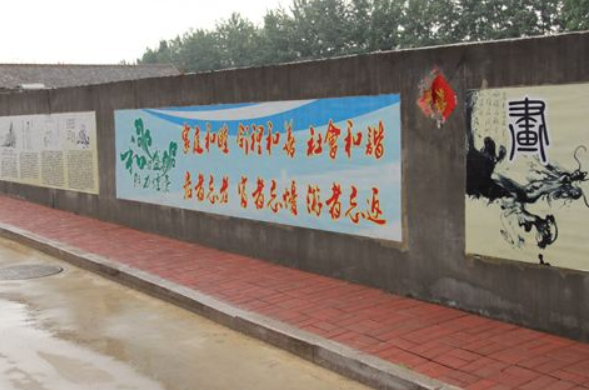 文昌花園社區(qū)在轄區(qū)文昌路利用文化墻